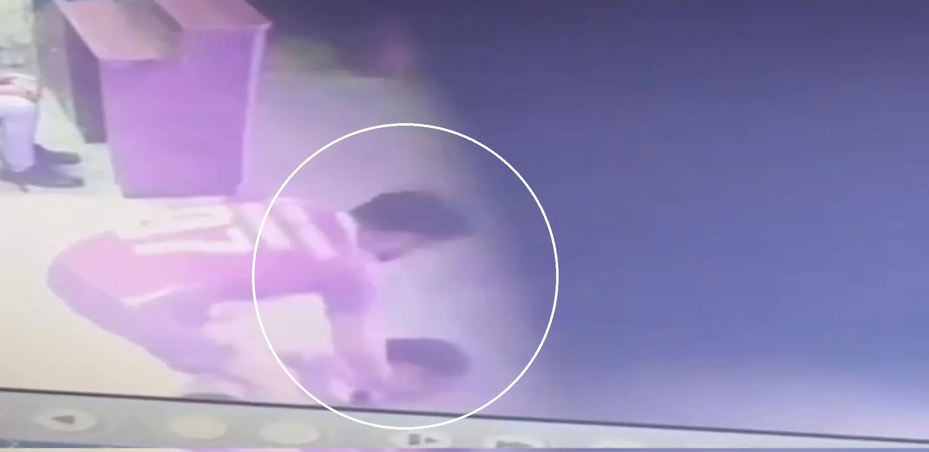 Imagem da notícia: Suspeito de agredir Victor Meyniel teria espancado ator por ter sexualidade exposta; entenda