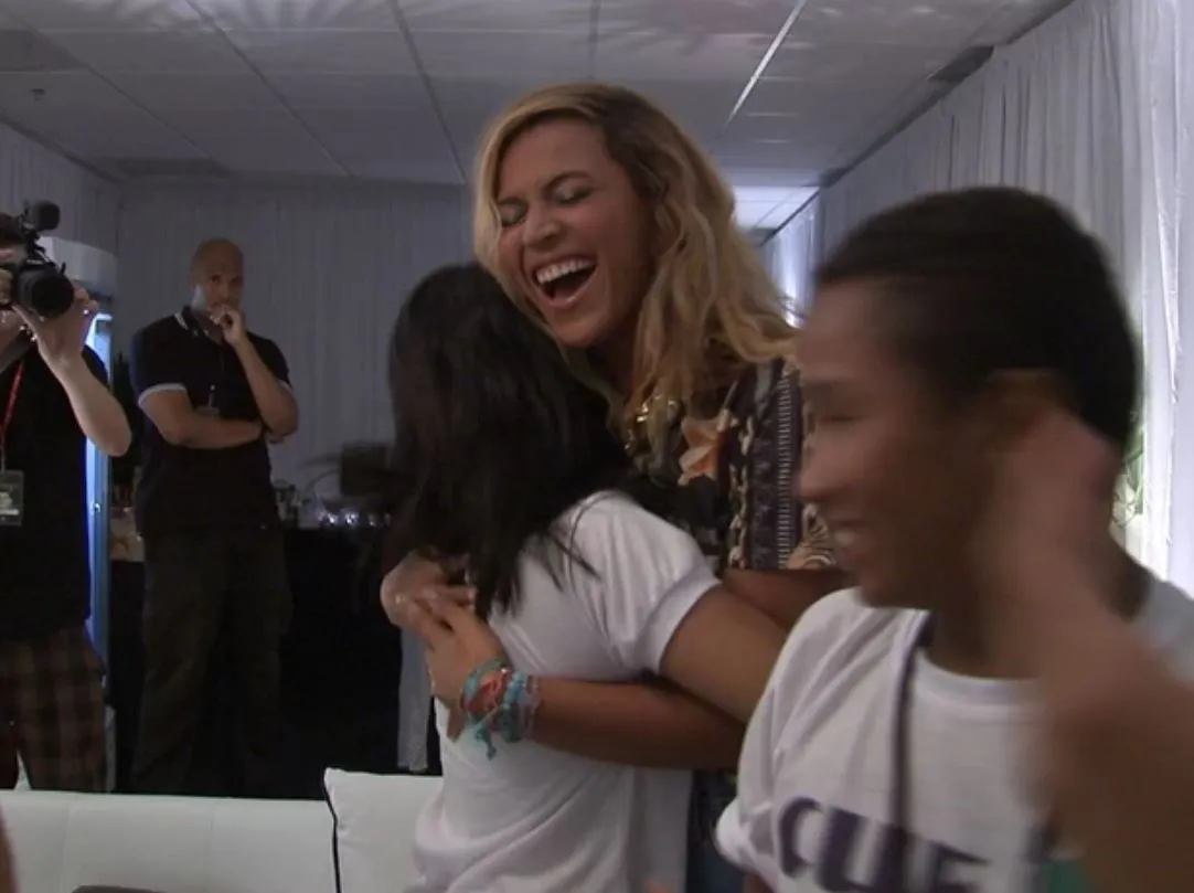 Beyoncé em encontro com crianças da Cufa no Lagamar
