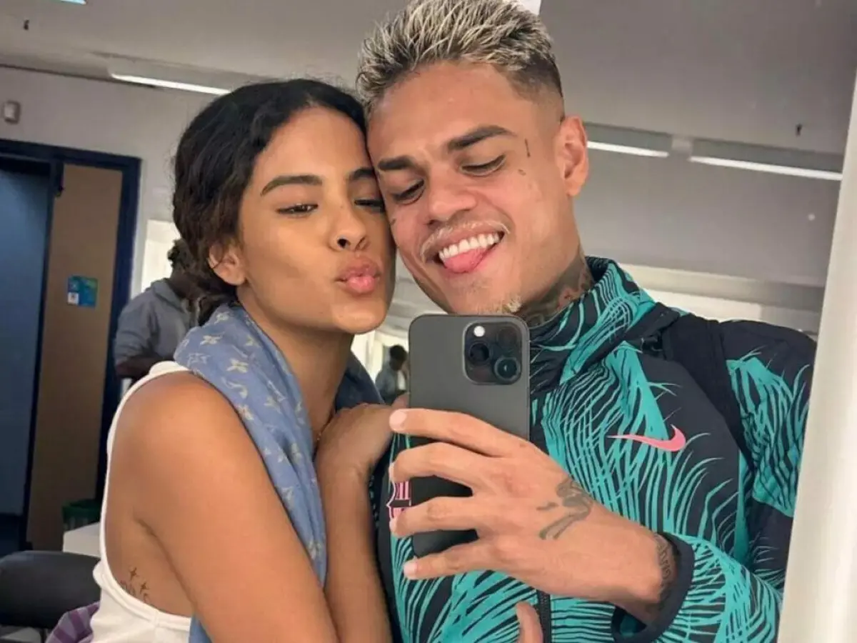 Imagem da notícia: Após 'unfollow' de Bella Campos, MC Cabelinho deixa de seguir a atriz nas redes sociais