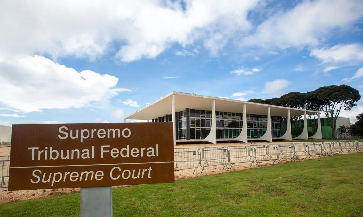 Imagem da notícia: STF autoriza, por unanimidade, empréstimo consignado a beneficiários de programas sociais