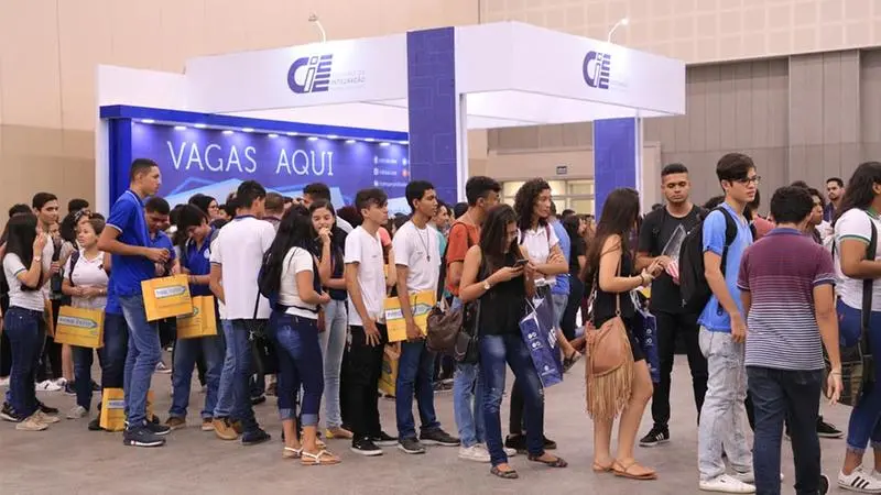Imagem da notícia: Mutirão do CIEE oferta 10 mil vagas de estágio e jovem aprendiz; veja como se inscrever