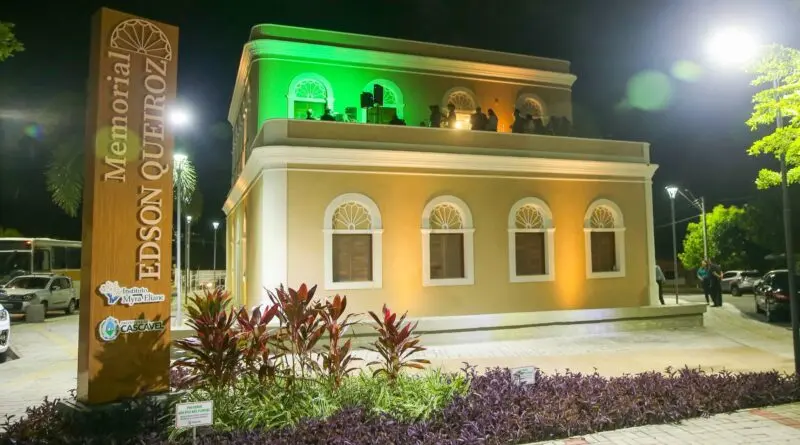Imagem da notícia: Memorial Edson Queiroz terá música ao vivo gratuita na noite desta sexta-feira (15)