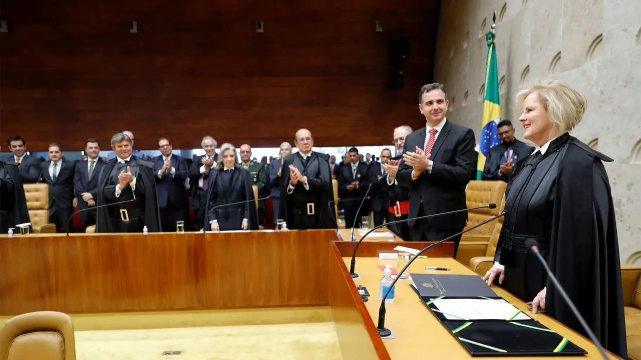 Imagem da notícia: STF marca data para analisar se Congresso é omisso sobre licença-paternidade