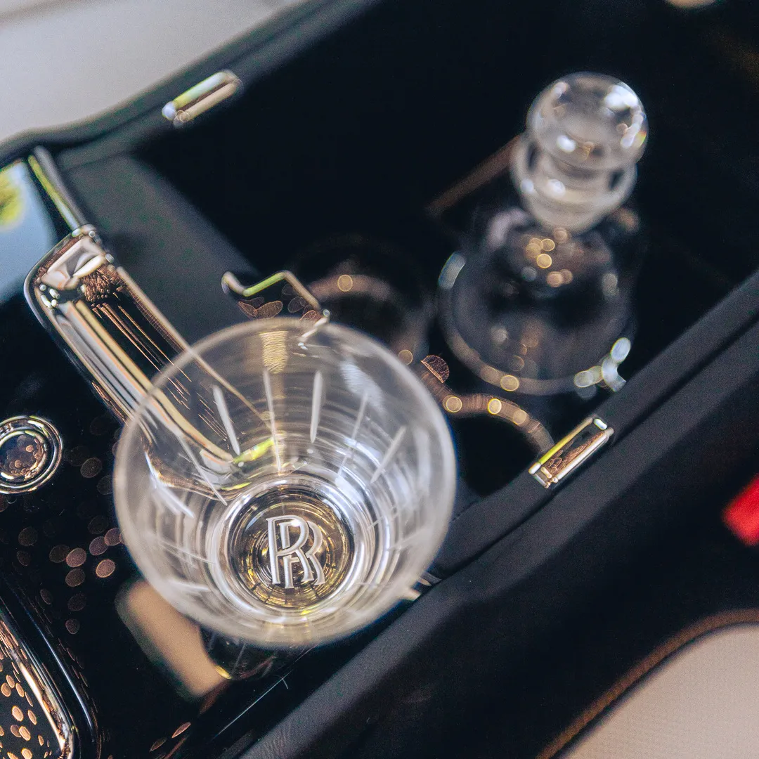 Guarda-volumes de Roll Royce Cullinan Novitec