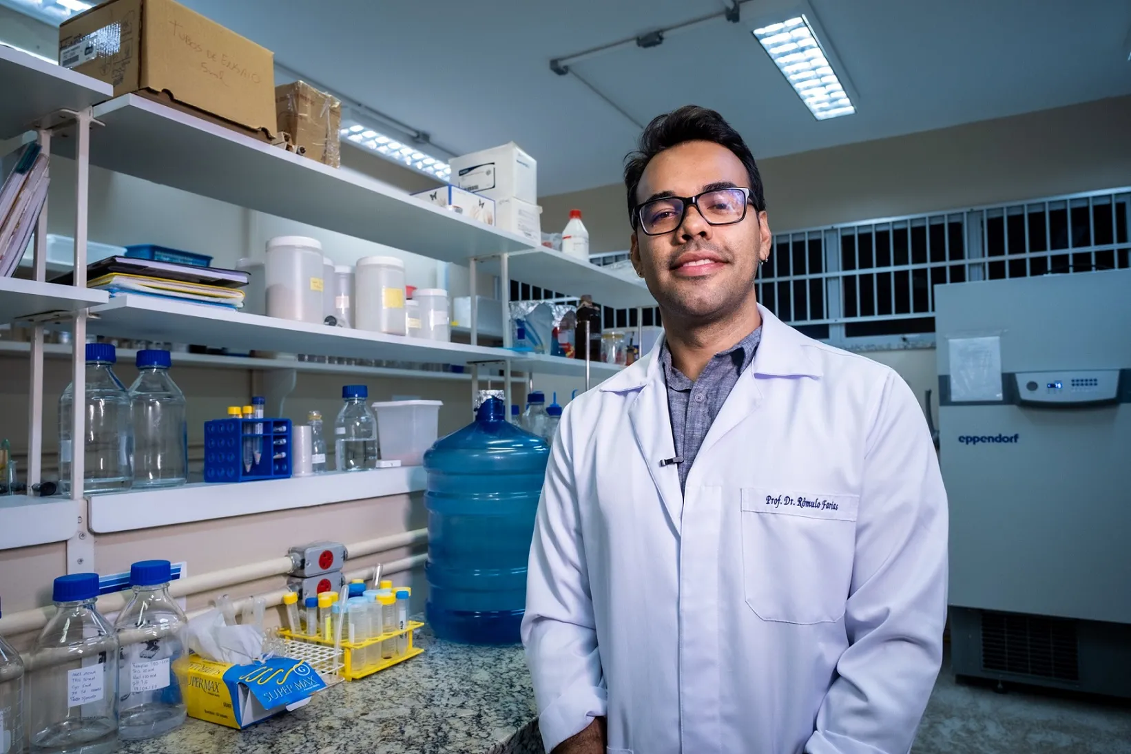 Rômulo Farias coordena o laboratório BioMar, no campus da UFC no Pici