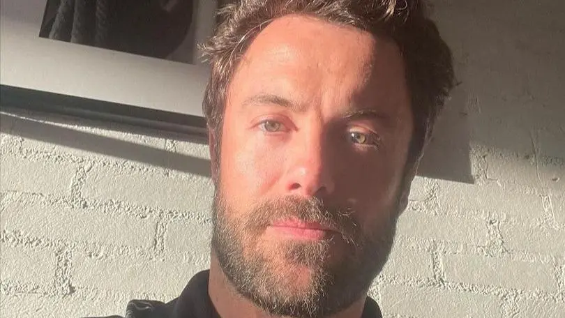 Imagem da notícia: Kayky Brito tem alta da UTI e está consciente e conversando com familiares, diz boletim médico