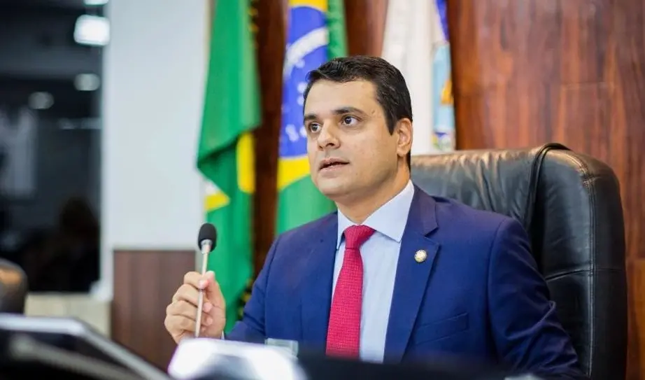 Imagem da notícia: Câmara Municipal deve votar a criação do passe livre estudantil em até 10 dias, diz presidente