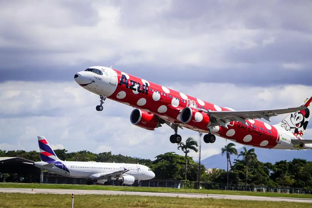 Imagem da notícia: Por que o Aeroporto de Fortaleza se tornou uma ‘mina de ouro’ para as companhias aéreas? Entenda