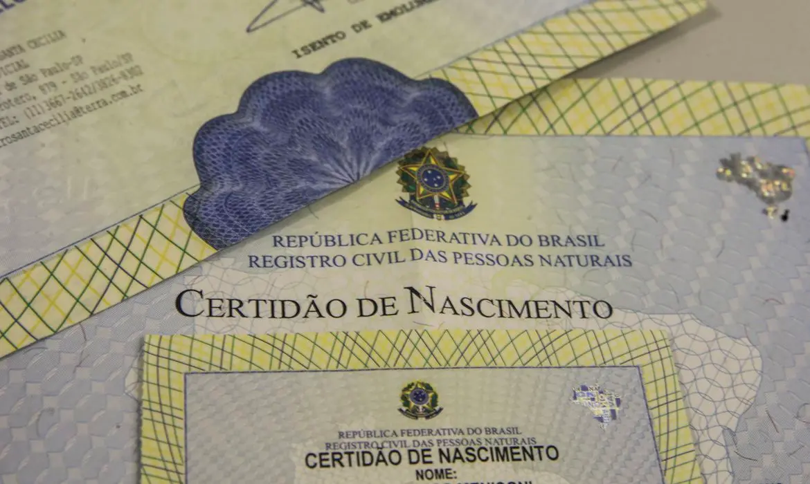 Imagem da notícia: Veja como solicitar 2ª via de certidão de nascimento na internet