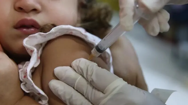 Imagem da notícia: Fortaleza abre 22 postos de saúde neste sábado (30) para campanha de vacinação; veja lista
