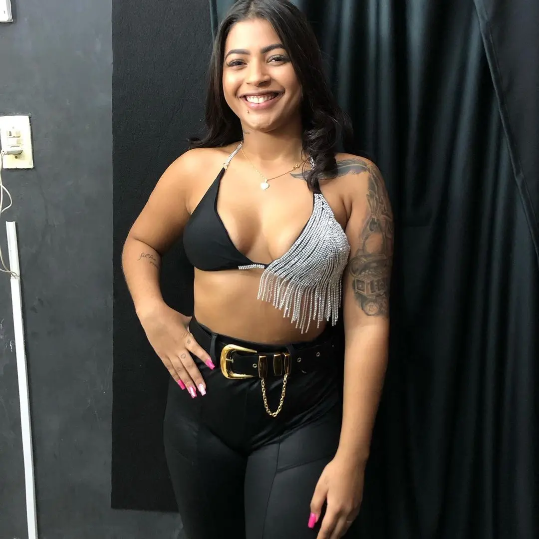 Influenciadora Samya Silva