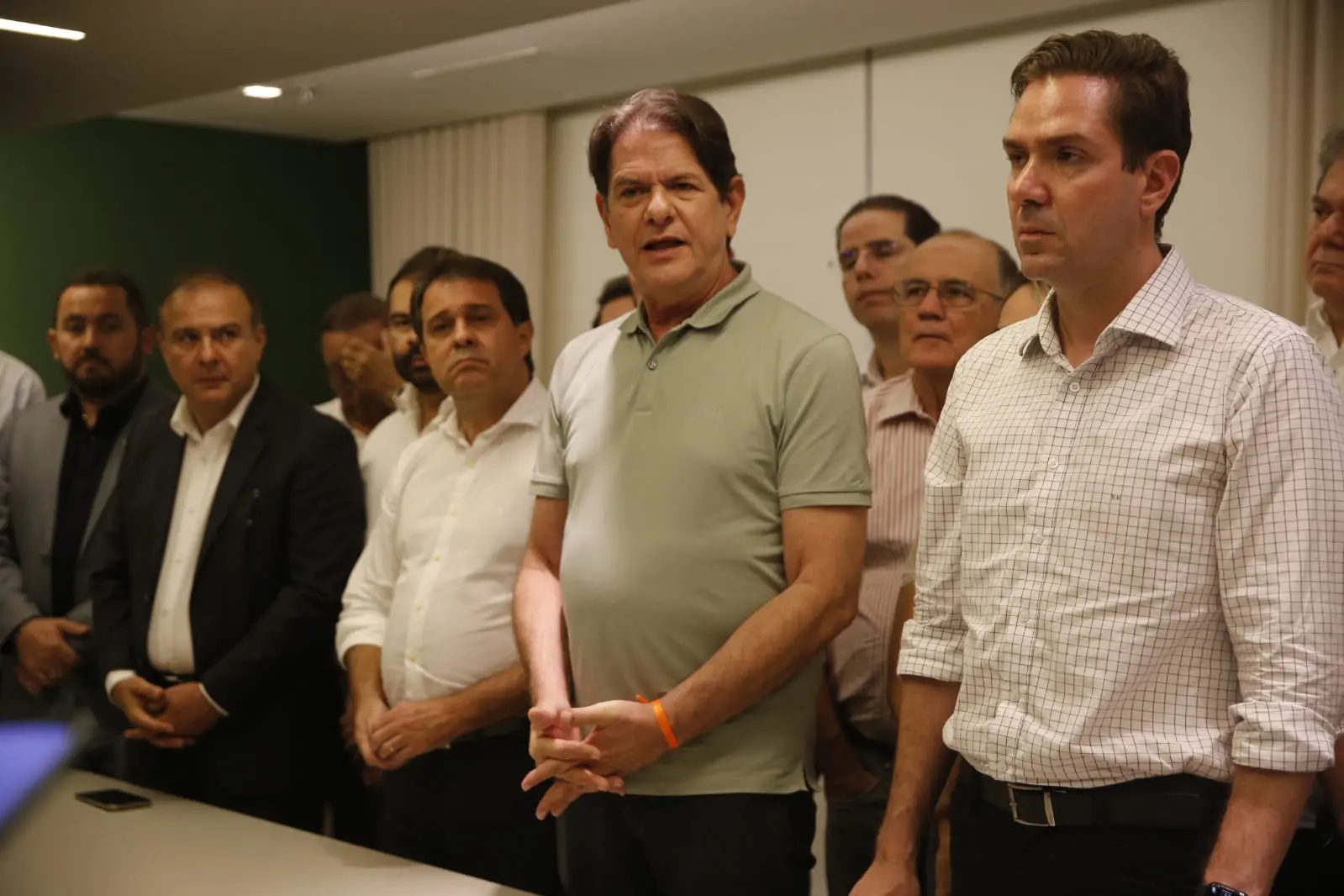 Imagem da notícia: Cid irá convocar reunião do diretório para votar nova direção para PDT Ceará