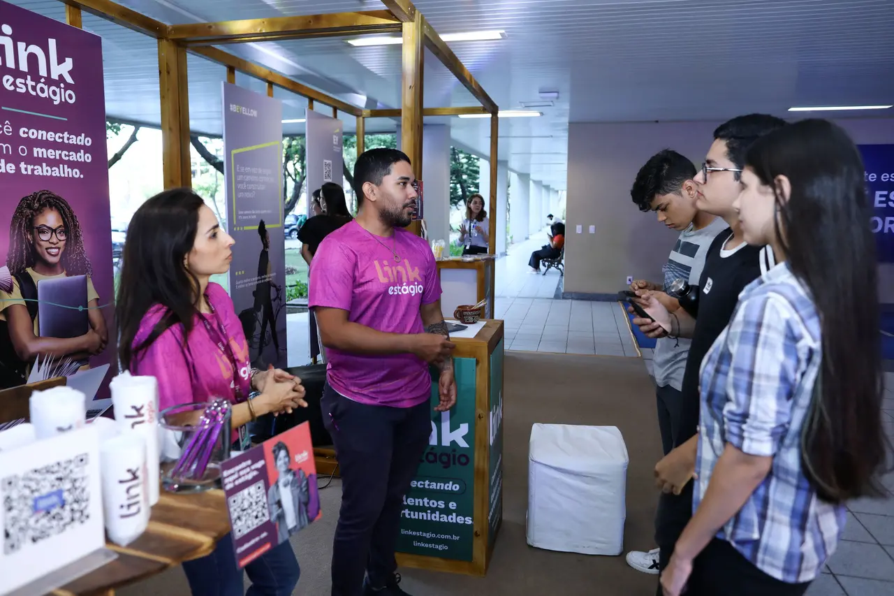 Imagem da notícia: Com 1,5 mil vagas, Feira de Carreiras tem segunda edição no Mundo Unifor nesta terça-feira (17)