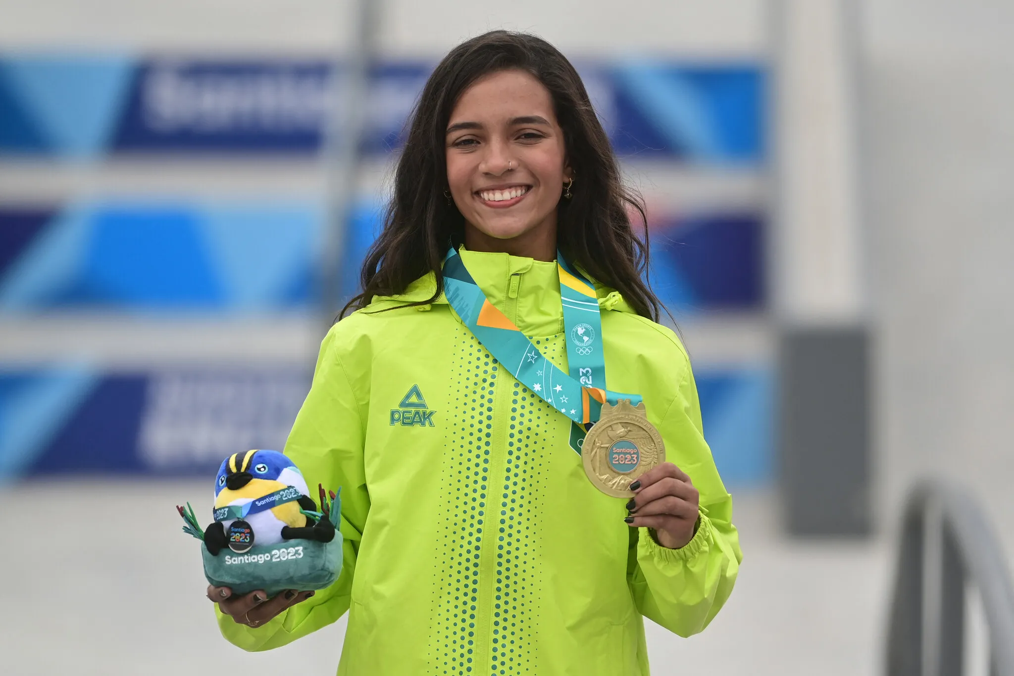 Rayssa Leal vai brigar por medalha nas Olimpíadas de Paris.
