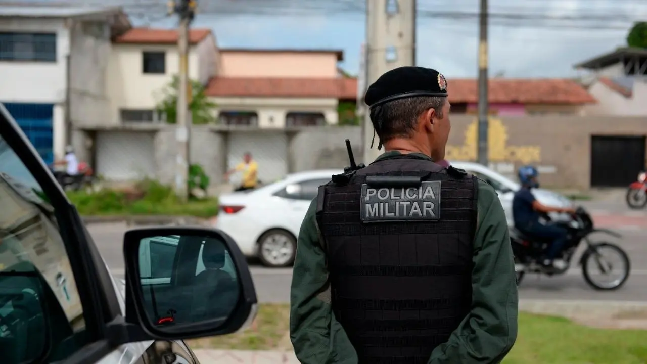 Imagem da notícia: Dois suspeitos de matarem três membros de uma família em Jaguaribe são mortos em confronto com a PM