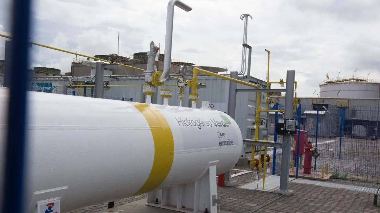 Imagem da notícia: Potencial energético de hidrogênio verde no Ceará é suficiente para abastecer 4,5 Brasis, diz Fiec