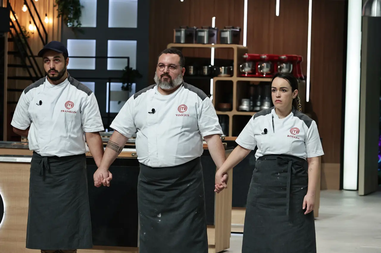 Imagem da notícia Quem saiu do 'Masterchef Profissionais'? Veja como foram as provas dessa terça (24)