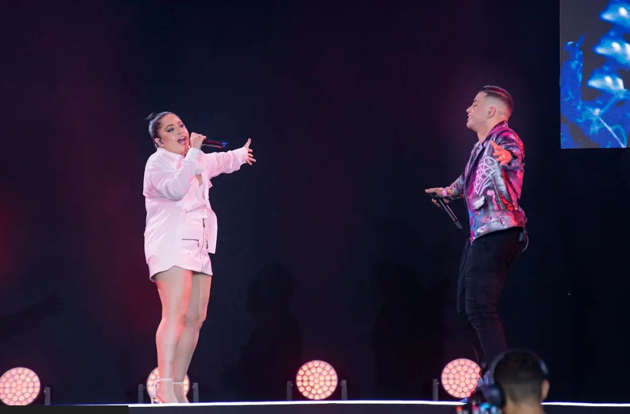 Mari Fernandez também gravou feat com o cantor
