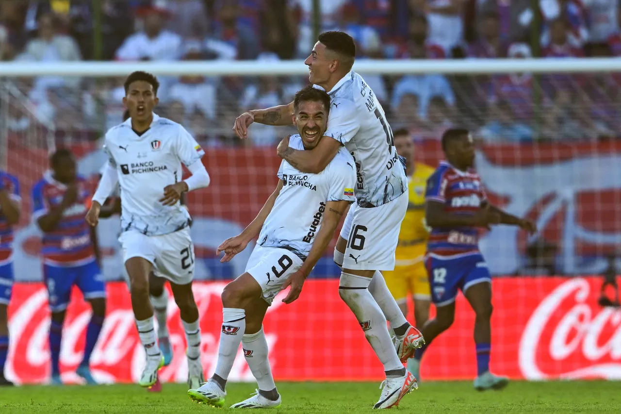 Lisandro Alzugaray marcou o gol de empate da LDU, que jogou da forma que se esperava, controlando o Fortaleza
