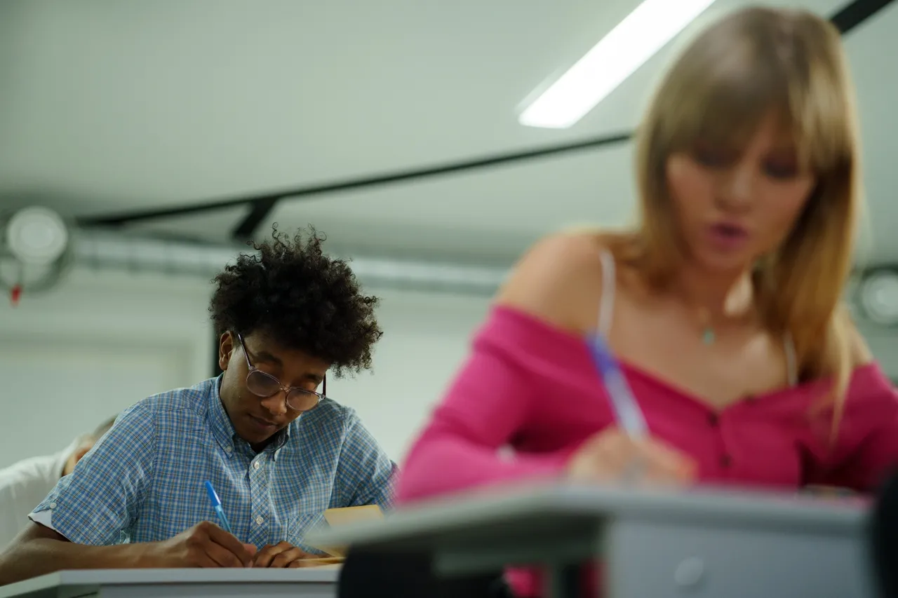 Estudantes se preparam ao longo do ano para o Enem