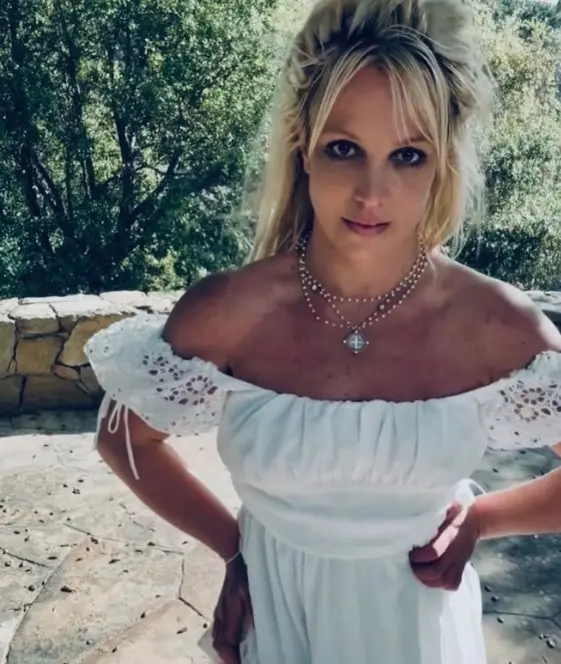 Imagem da notícia: Pai de Britney Spears pede dinheiro da cantora na justiça, afirma advogado da artista