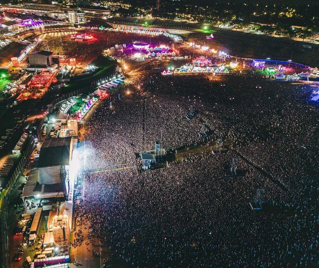 Imagem da notícia: Lollapalooza 2024 divulga line-up com atrações; confira