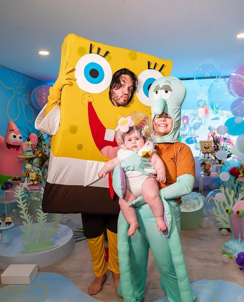 Imagem da notícia: Viih Tube diz estar 'sem paciência' para comentários sobre corpo da filha: 'isso é maldade'