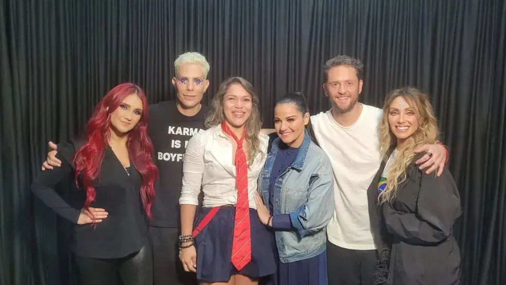 Imagem da notícia: Fã fica cega após show da banda RBD; entenda o que é herpes ocular com gatilho emocional
