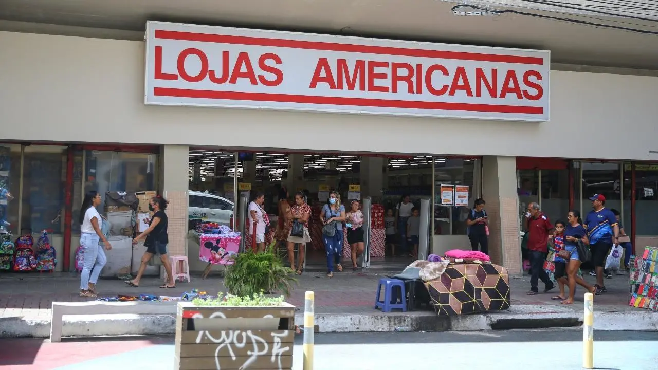 Imagem da notícia: Americanas revela prejuízo de quase R$ 20 bilhões entre 2021 e 2022: 'deterioração considerável'