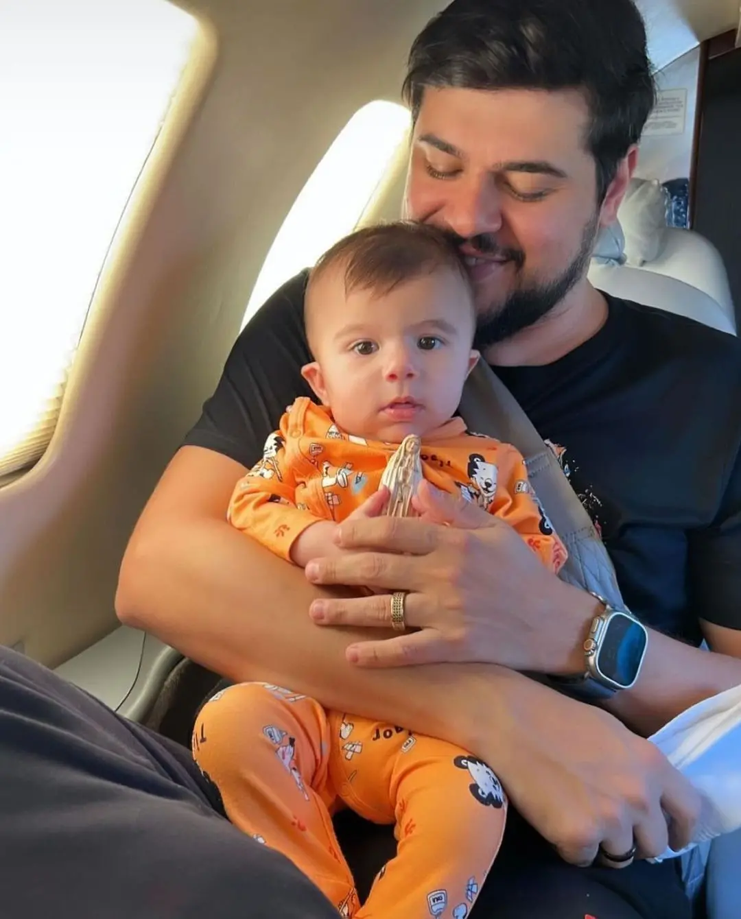 Imagem da notícia: Filho de Cristiano, da dupla com Zé Neto, passa por cirurgia no coração