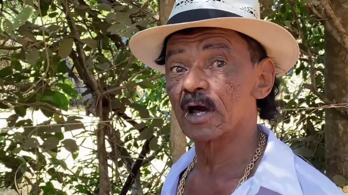 Imagem da notícia: Humorista 'Tiringa' é preso por dirigir bêbado e causar acidente em Serra Talhada