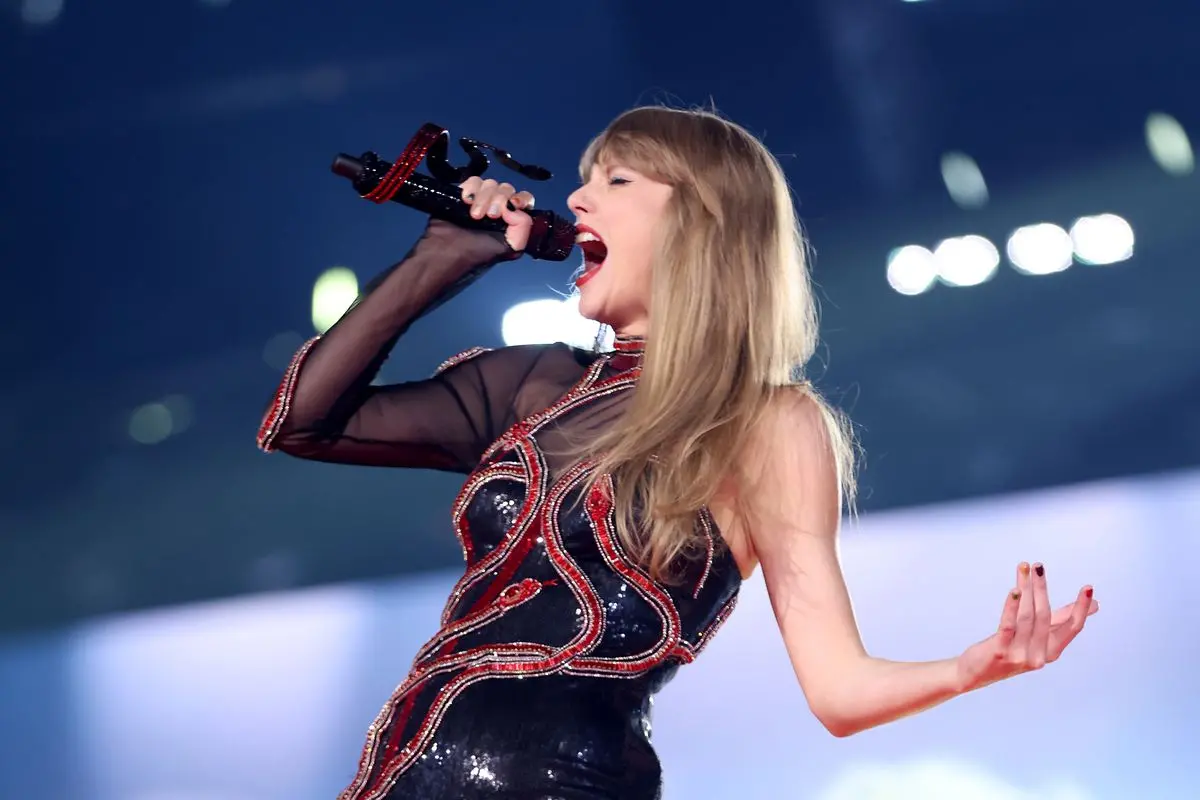 Imagem da notícia: Taylor Swift bate recorde de público no Allianz Parque e diz que quer voltar ao Brasil mais vezes
