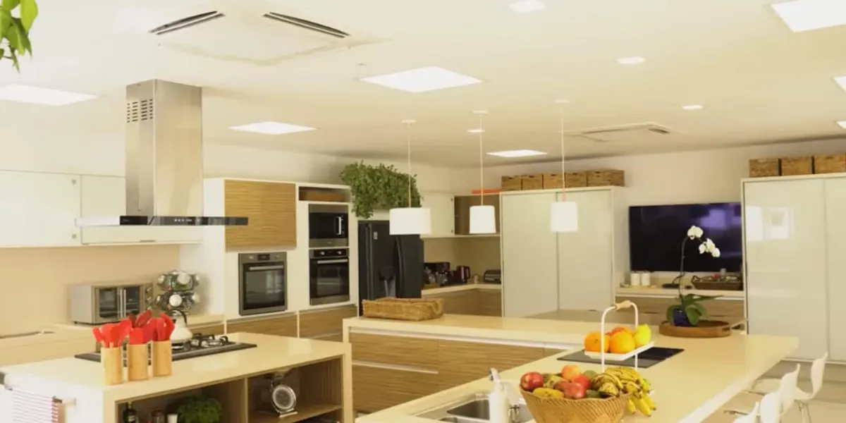 Cozinha da mansão de Ana Hickmann