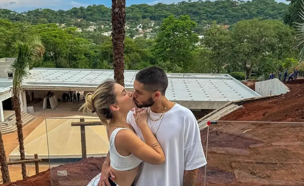 Imagem da notícia: Virginia mostra nova casa luxuosa e tamanho impressiona fãs; veja vídeo