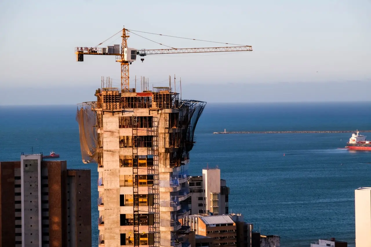 Imagem da notícia: Financiamento imobiliário cai 18% no Nordeste; entenda motivos e veja por estado 