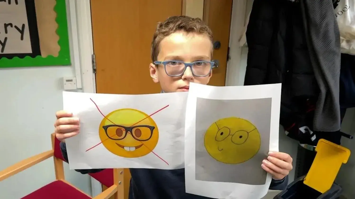 Imagem da notícia: Menino de 10 anos cria petição para Apple mudar emoji de nerd