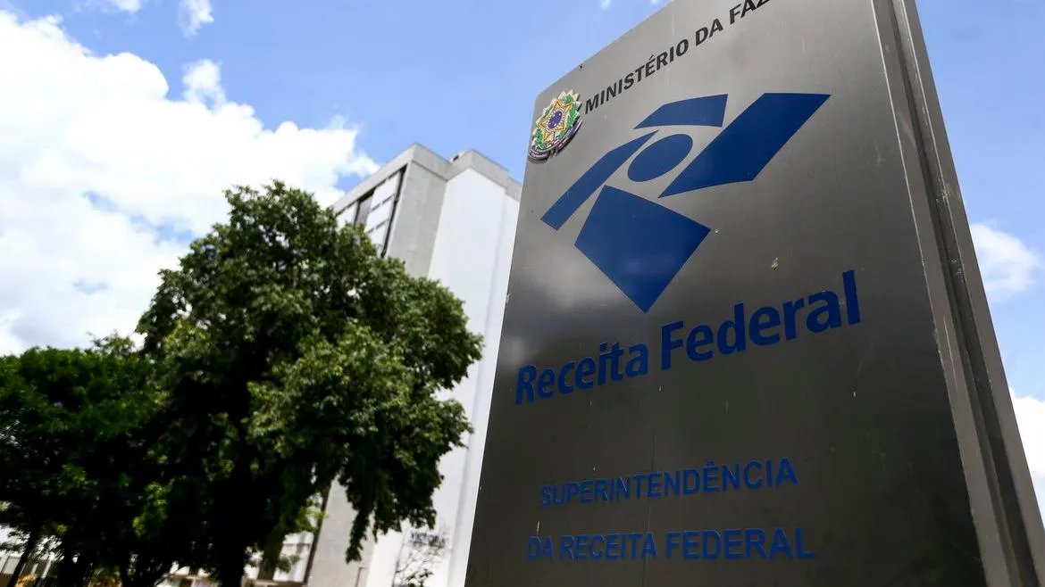 Segundo Hamilton Sobreira, Receita Federal estima tributação do IVA brasileiro como um dos mais altos do mundo