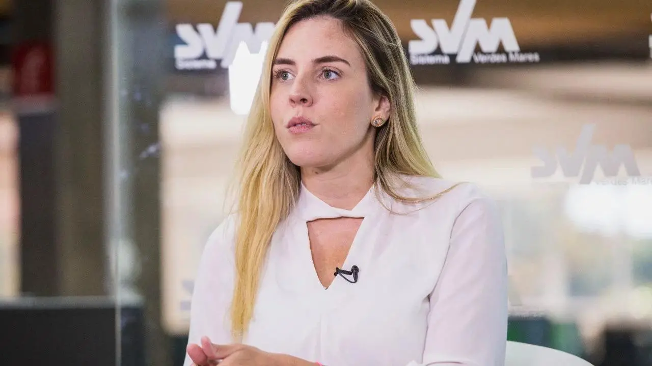 Imagem da notícia: Vice-governadora é chamada de 'garganta de aluguel' e 'menino de recado' por pedetistas na CMFor