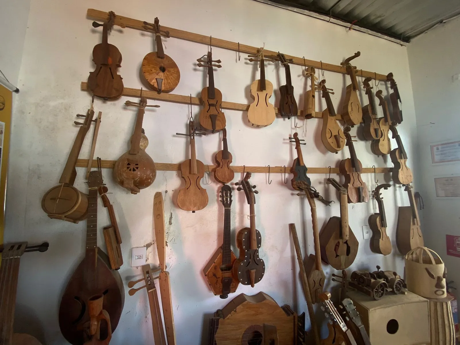 É pela arte que ele espera ajudar as crianças e adolescentes do sertão a encontrarem sentido na vida