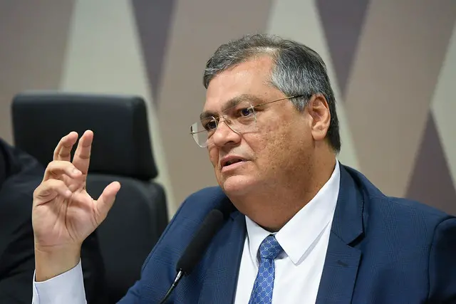Imagem da notícia: Quem é Flávio Dino? Conheça o novo ministro do STF aprovado pelo Senado