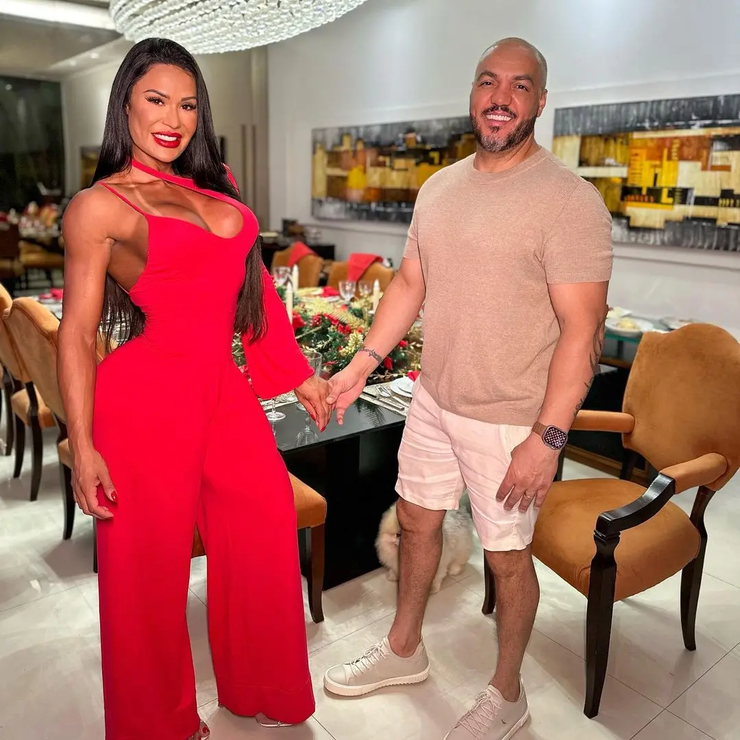Imagem da notícia: Belo e Gracyanne têm contas bloqueadas por dívida de R$ 690 mil