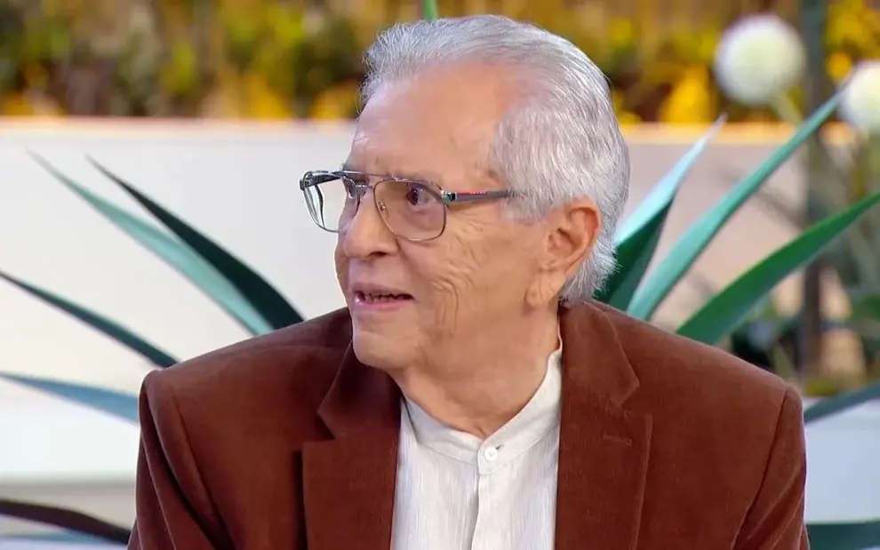 Imagem da notícia: Carlos Alberto de Nóbrega é internado para remover coágulo no cérebro