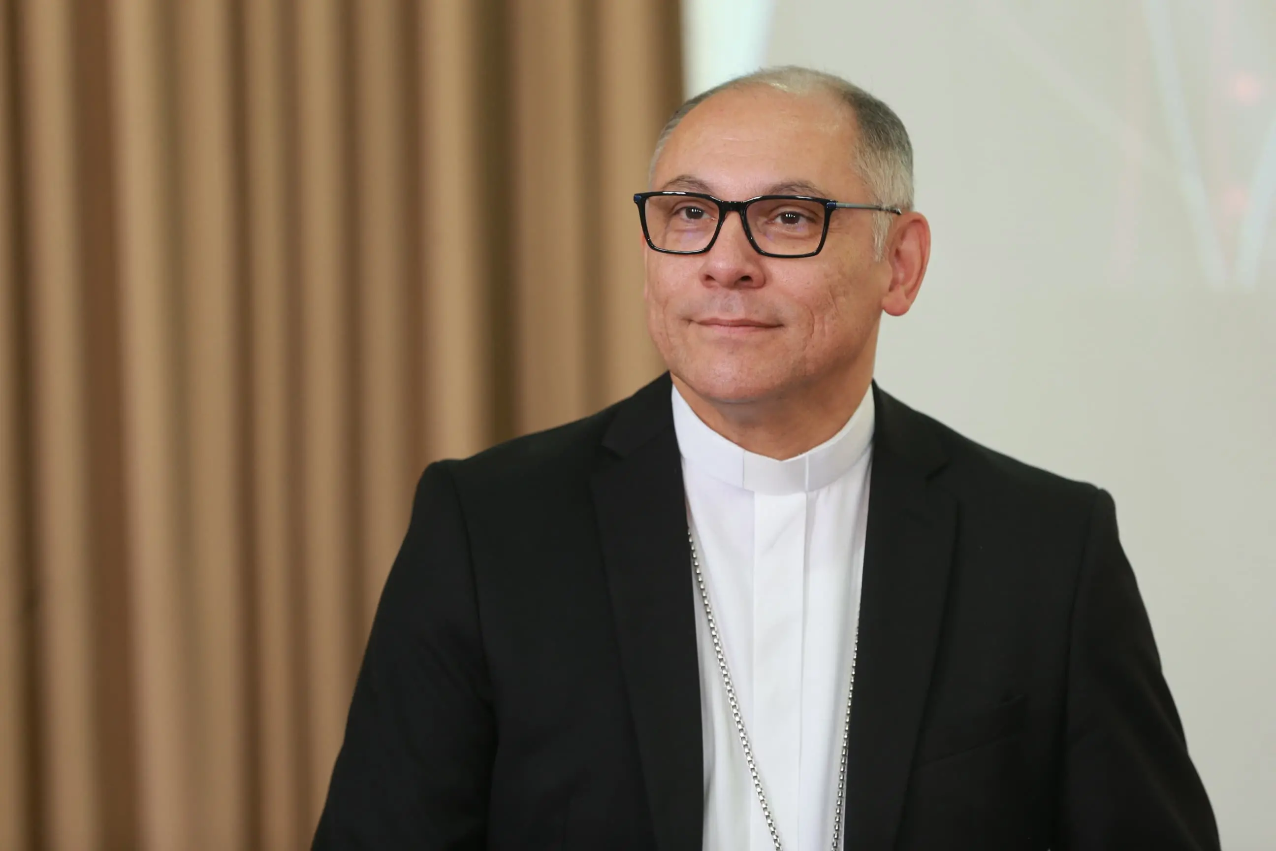 Imagem da notícia: Novo arcebispo de Fortaleza cogita nomear “um irmão ou equipe” para realizar exorcismos