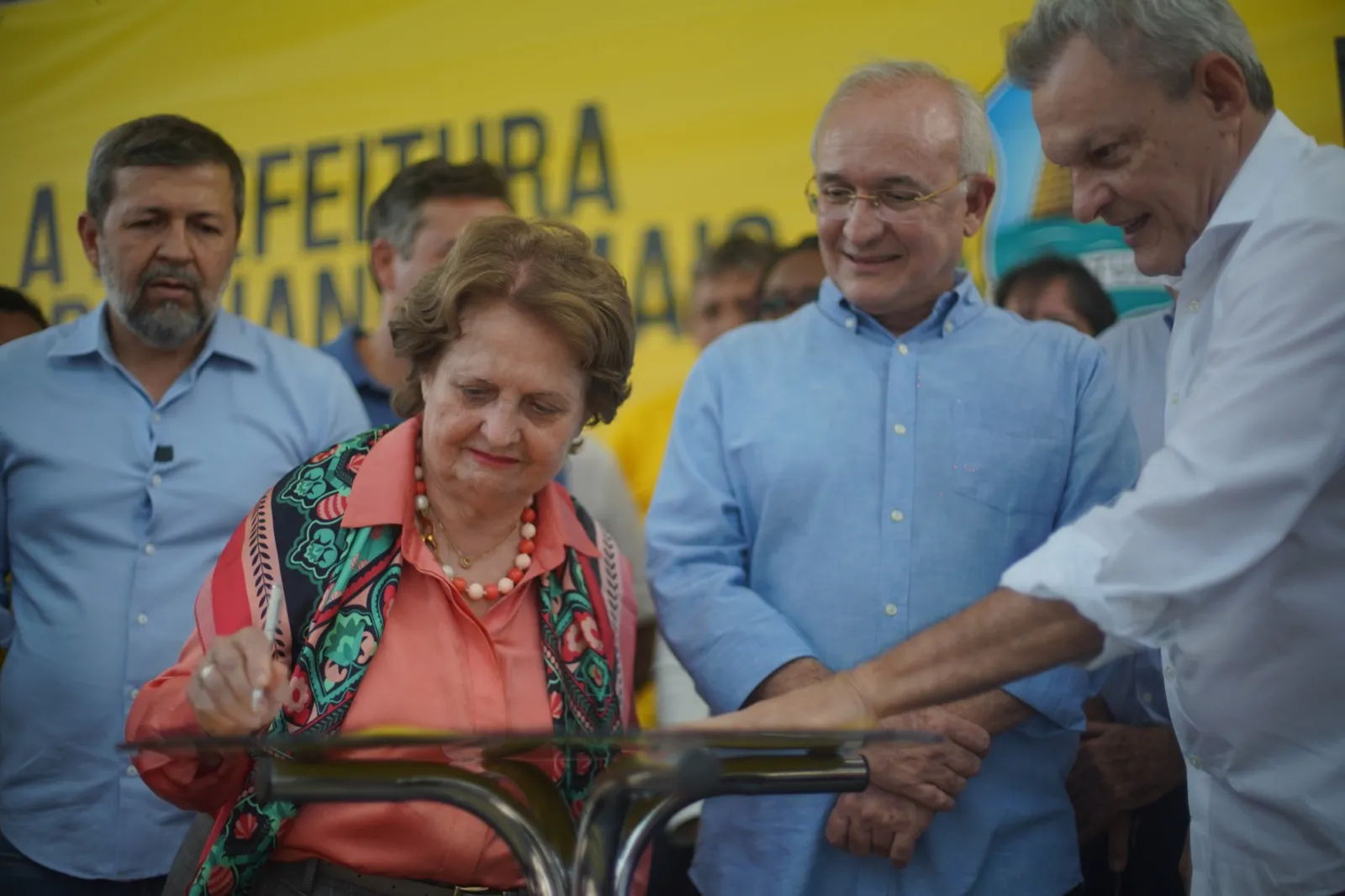 Assinatura do decreto de criação da Escola de Saúde Pública foi feita na última semana