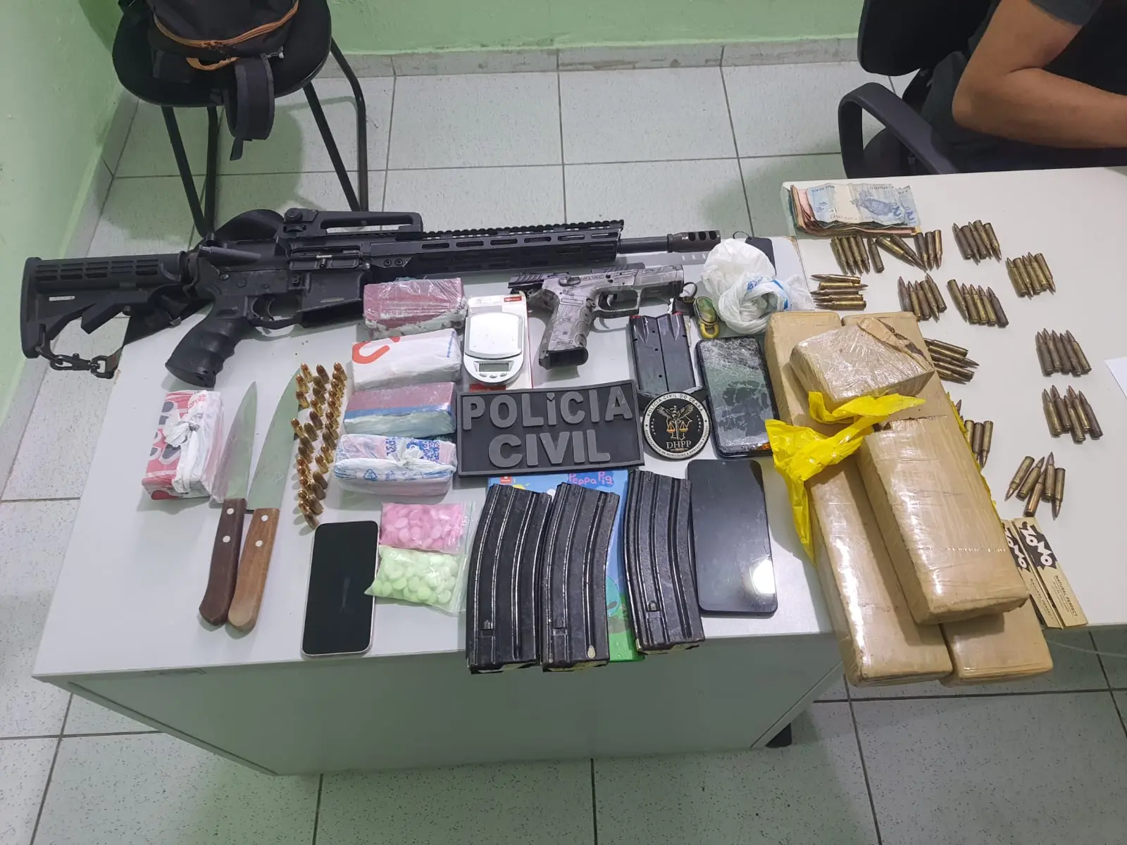 Imagem da notícia: Suspeitos de participação na morte de inspetor da Polícia Civil no Ceará são presos no Piauí