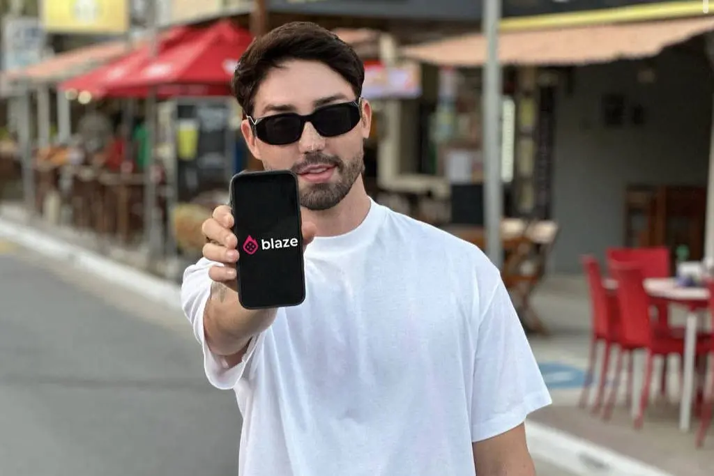 Imagem da notícia: Após matéria do Fantástico, Rico Melquiades diz que seguirá com publicidade da Blaze