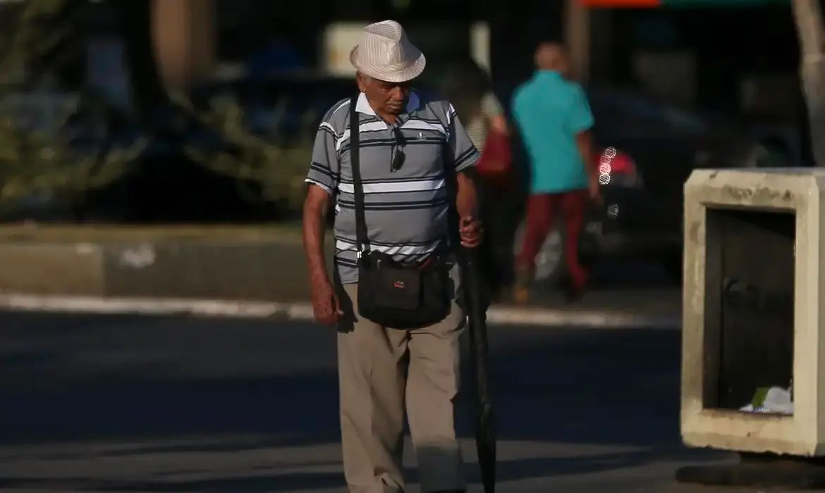 Imagem da notícia: População preta do Ceará tem mais idosos do que jovens, aponta Censo; entenda possíveis motivos