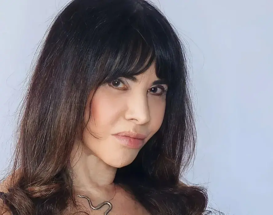 Imagem da notícia: Claudia Alencar é extubada, mas segue em estado grave, revela filho