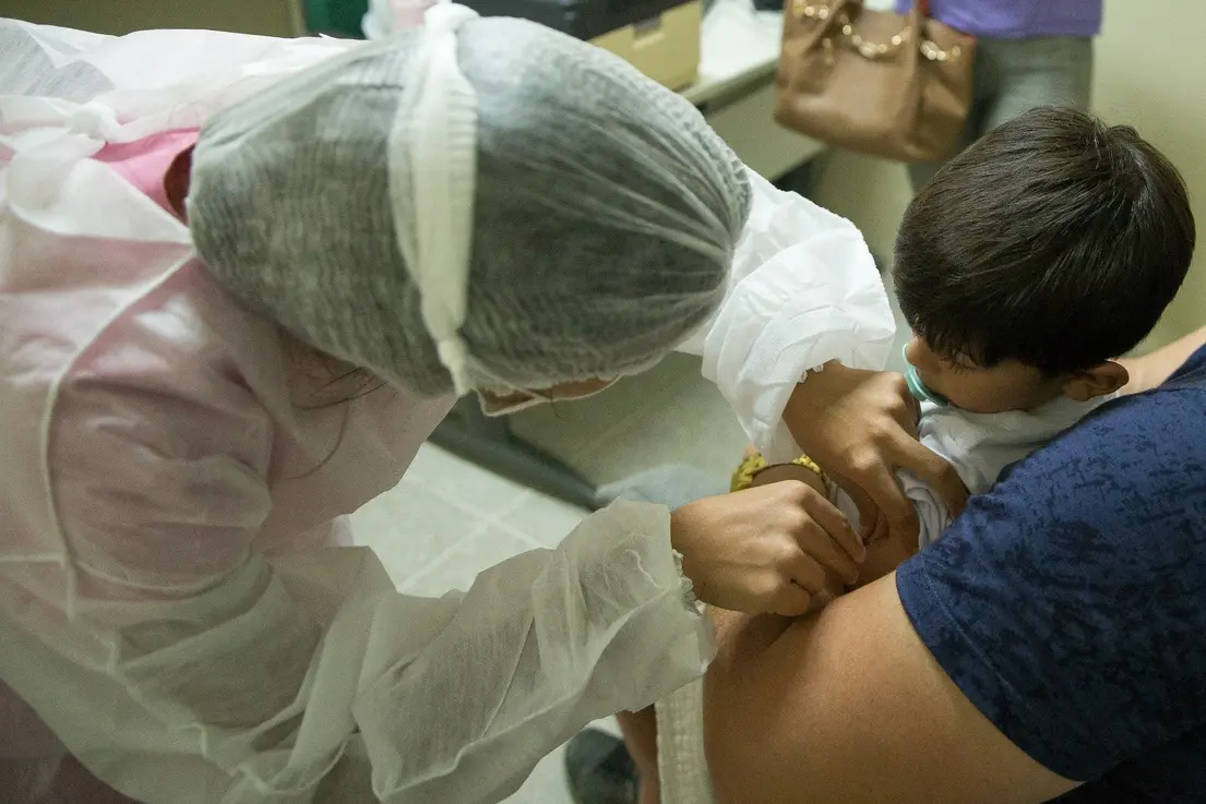 Imagem da notícia: Ceará melhora cobertura vacinal de 16 das 18 vacinas de rotina para crianças