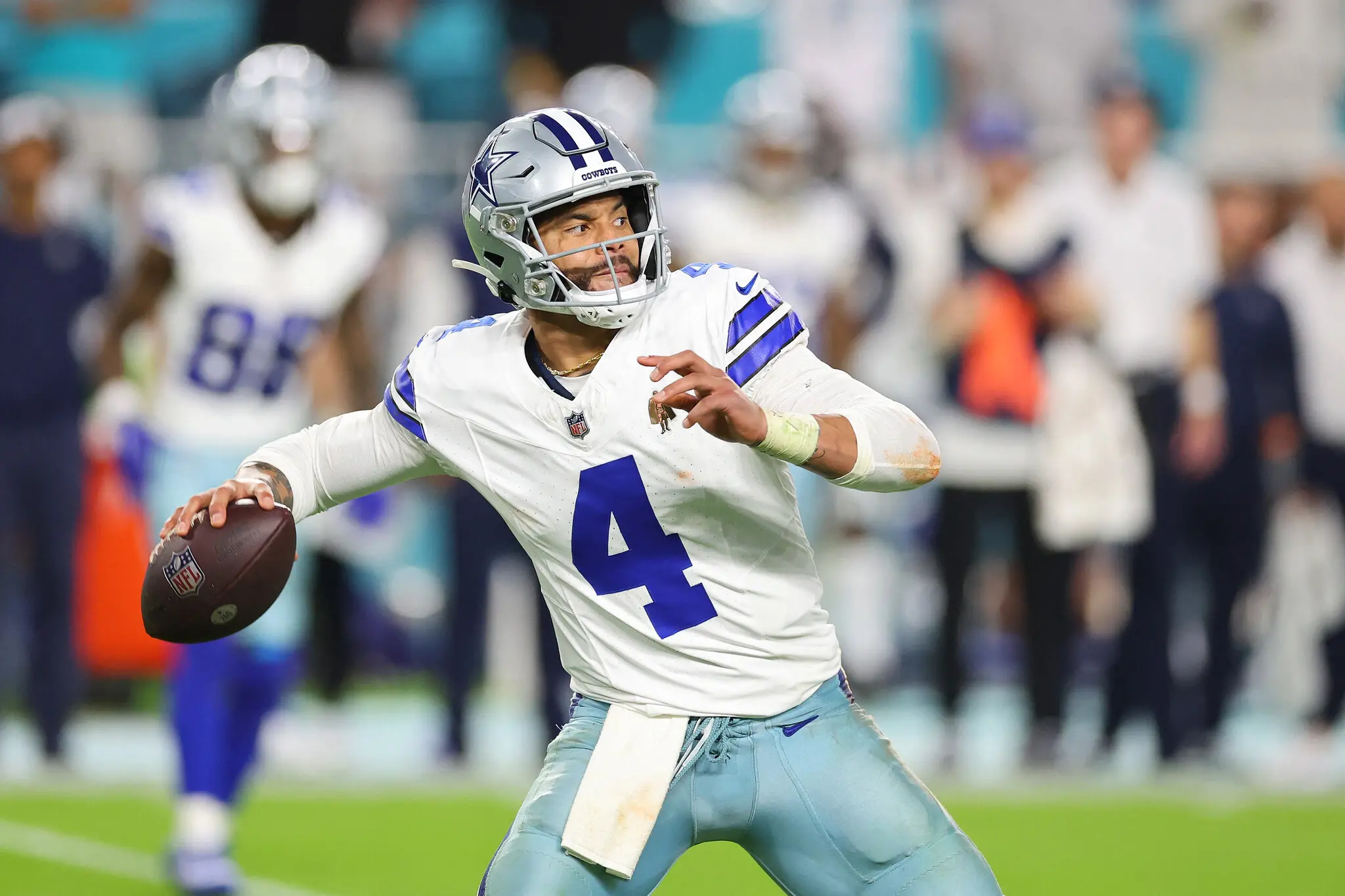 Imagem da notícia Jogos de hoje na NFL: veja onde assistir e horário das partidas de segunda-feira (3)